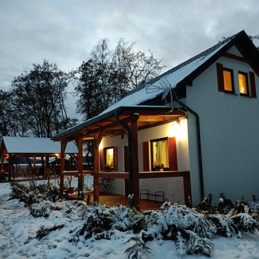 Smocze Ranczo 2 Villa Ośno Lubuskie Exteriör bild